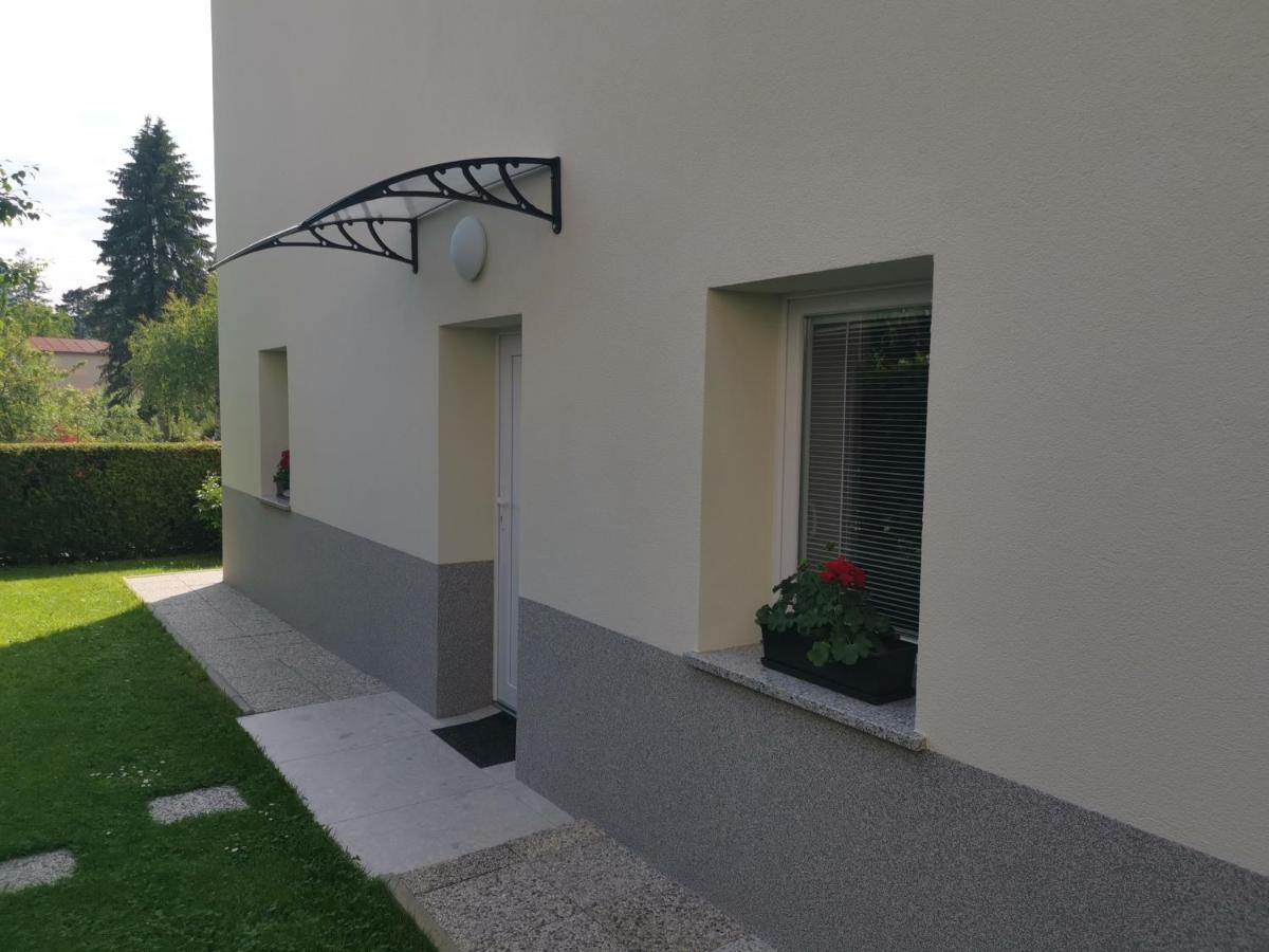 Apartment April Блед Екстериор снимка
